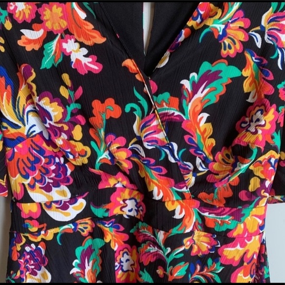 NWT Thalia Sodi Floral Print Top Size Small - Picture 6 of 8